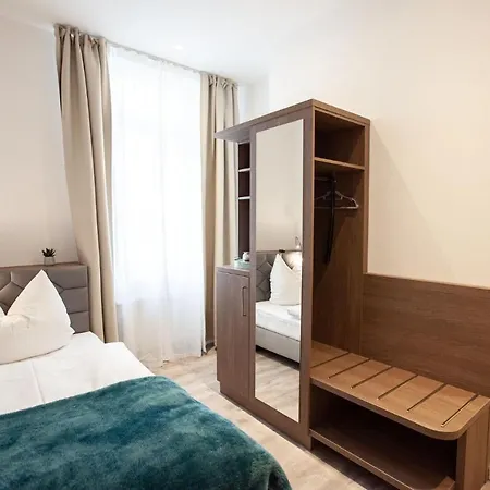 Gaestehaus Freches Perlhuhn Brema